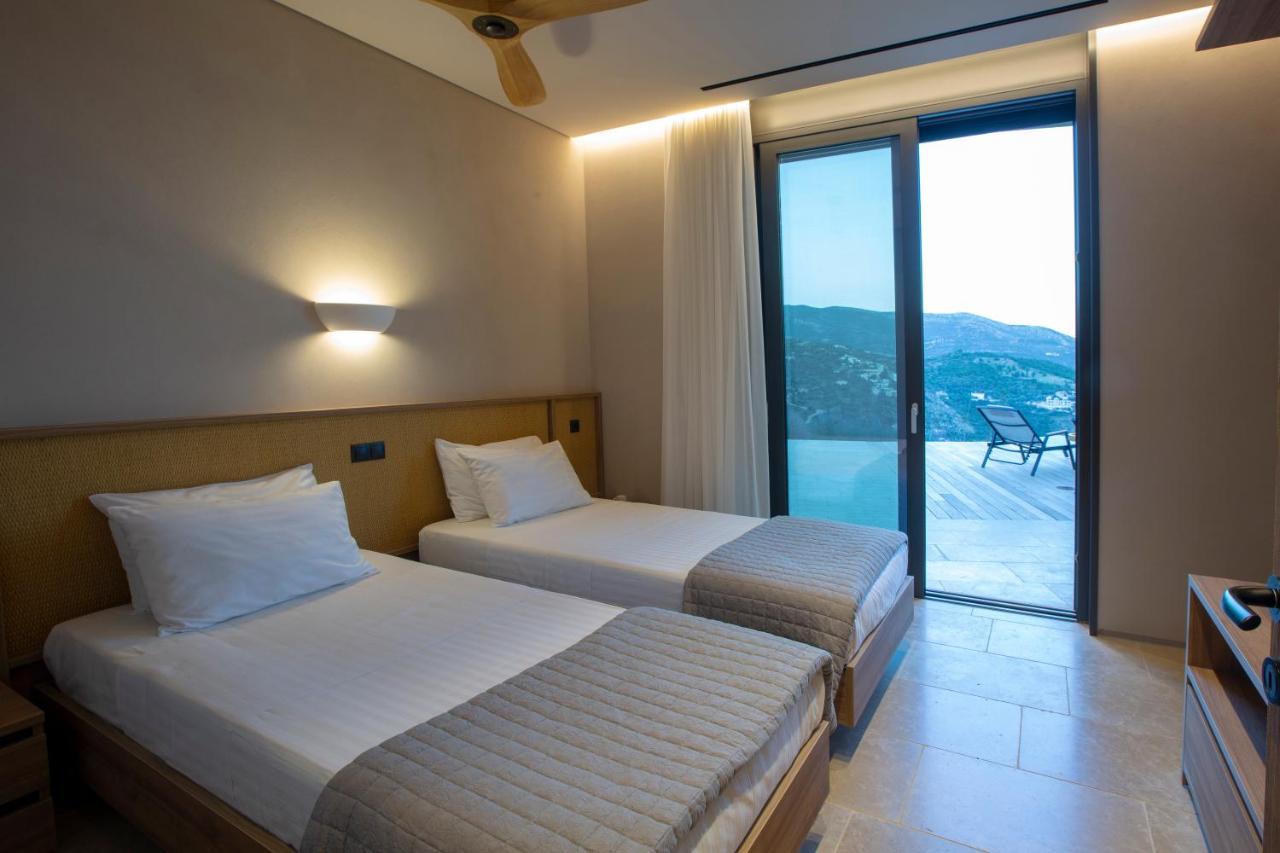 Blooms Of Sivota Bay - Luxury Villas With Private Heated Pool Eksteriør bilde