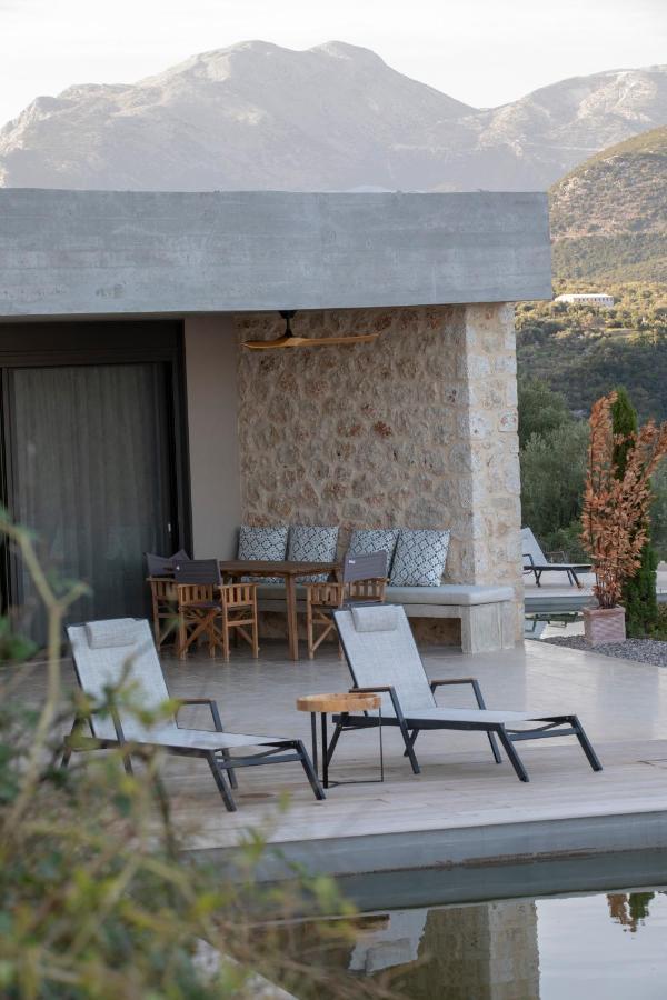 Blooms Of Sivota Bay - Luxury Villas With Private Heated Pool Eksteriør bilde