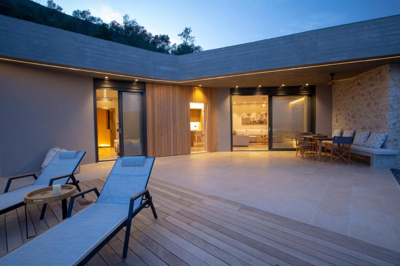 Blooms Of Sivota Bay - Luxury Villas With Private Heated Pool Eksteriør bilde