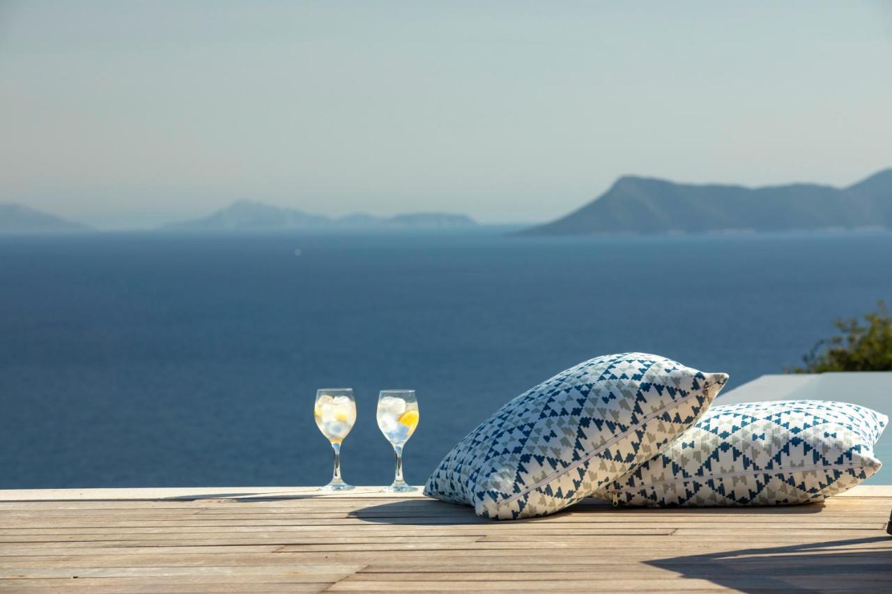 Blooms Of Sivota Bay - Luxury Villas With Private Heated Pool Eksteriør bilde